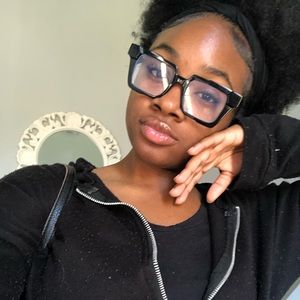 Meet your Posher, Melody